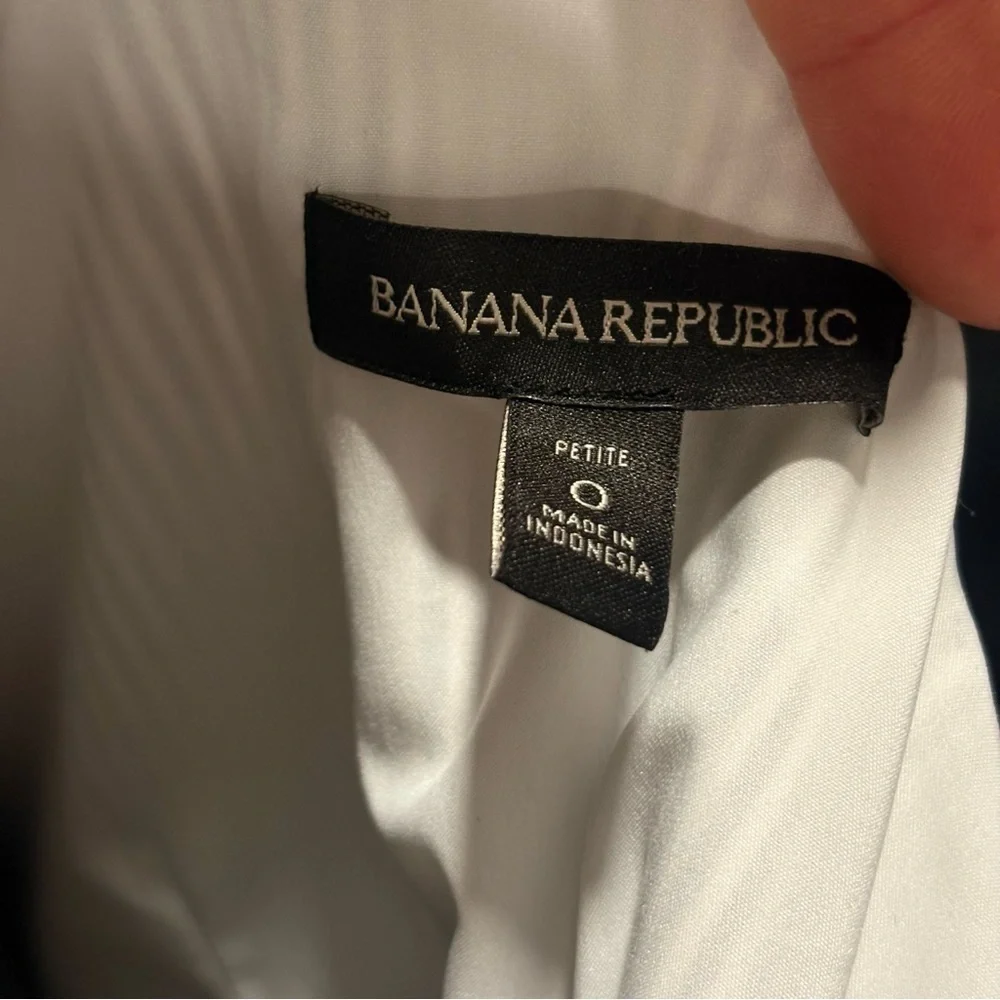 Banana Republic Black and White One-Shoulder Striped Blouse - Picture 4 of 7